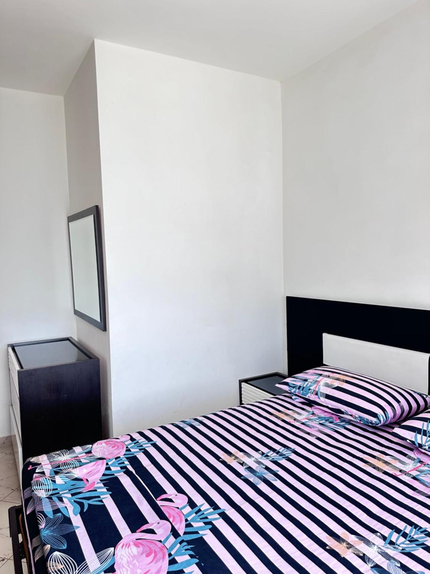 Tini Sea View Apartment ساراندا المظهر الخارجي الصورة